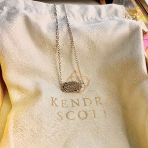 NWTELISA SILVER PENDANT NECKLACE IN PLATINUM DRUSY